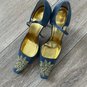 Vintage Charles David blue suede heels size 8